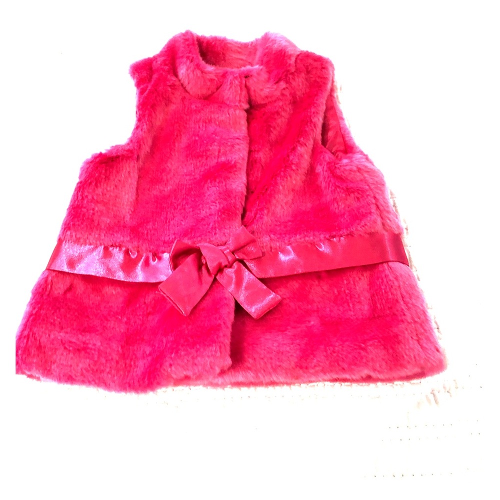 Sleeveless pink fur vest